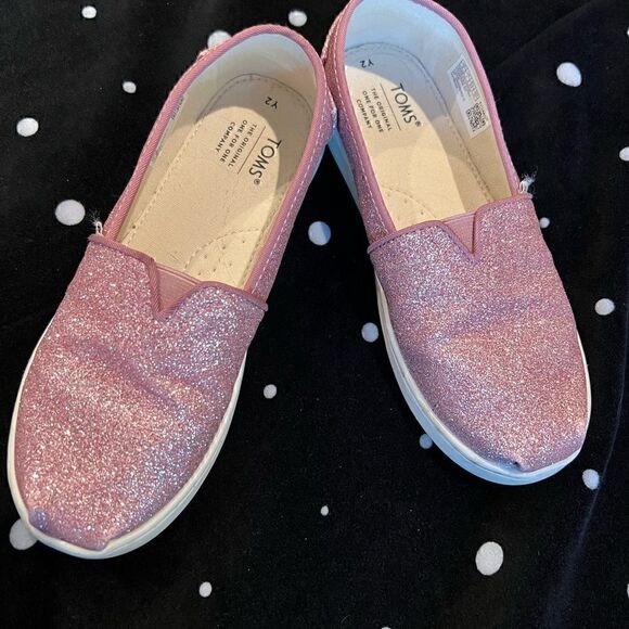 TOMS Pink Sparkly Classic Shoe - Picture 1 of 4